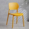 Прочный удобный стул с сетчатой спинкой из пластика в скандинавском стиле оранжевого цвета