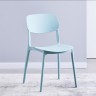 Удобный дизайнерский стул из пластика в скандинавском стиле голубого цвета
